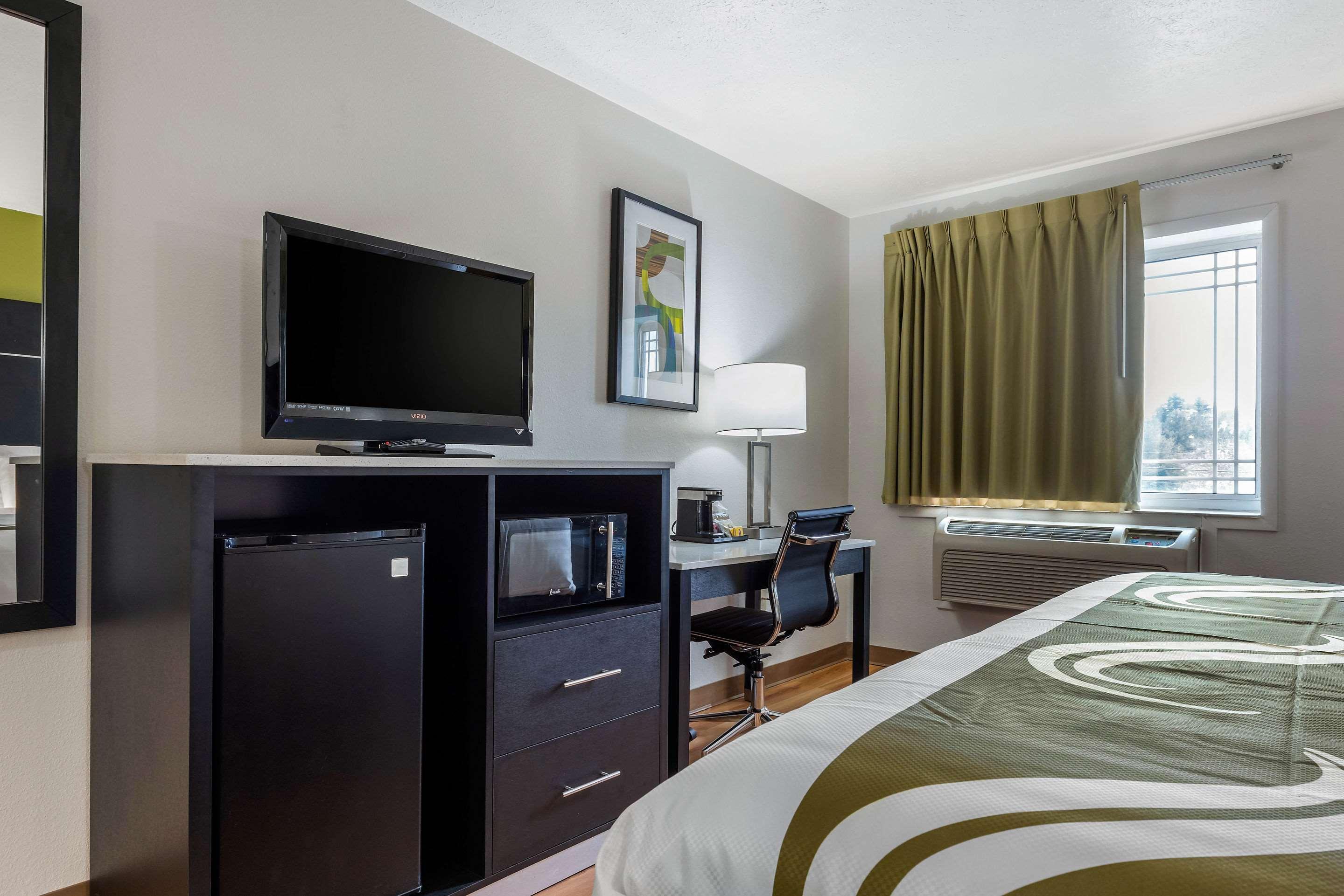 Quality Inn Coraopolis Exterior photo