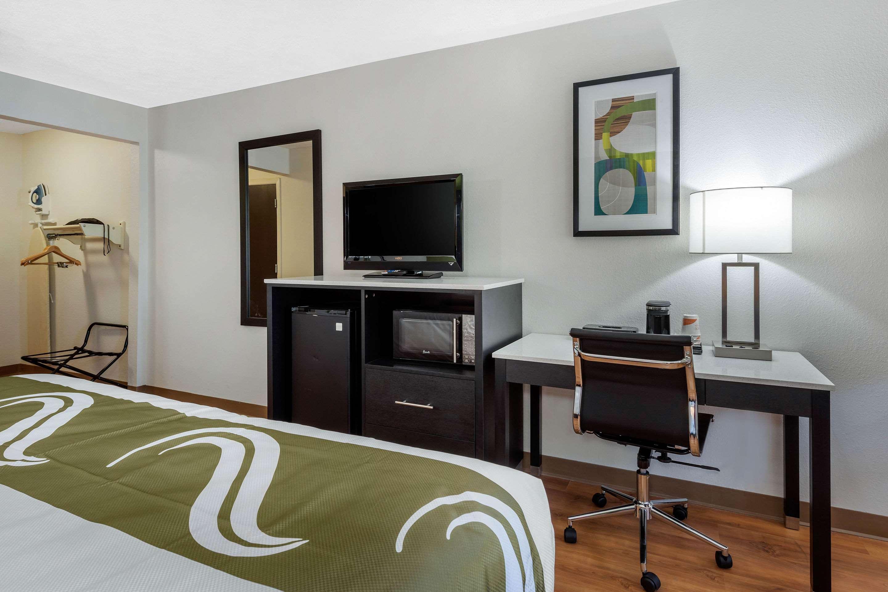 Quality Inn Coraopolis Exterior photo
