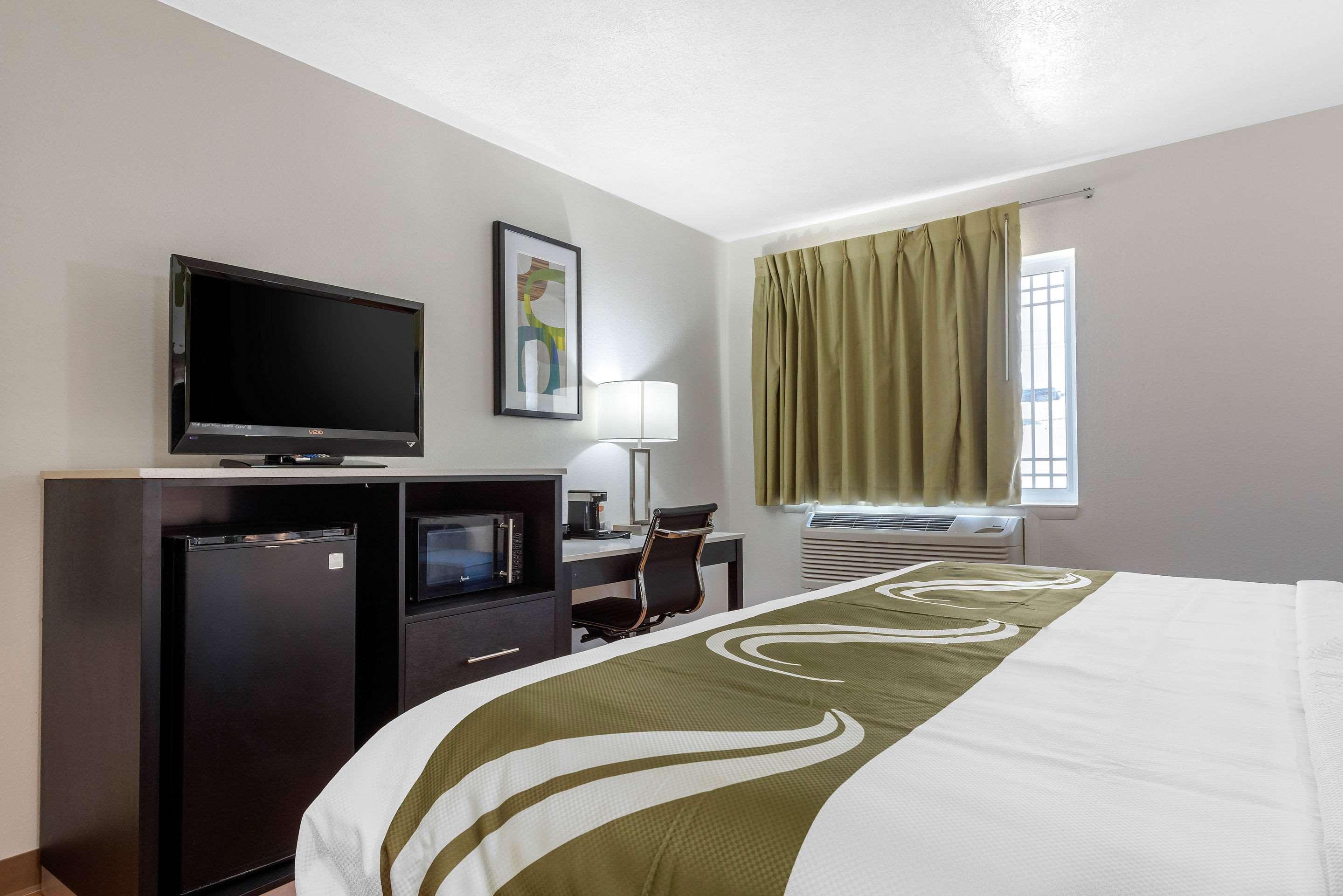 Quality Inn Coraopolis Exterior photo