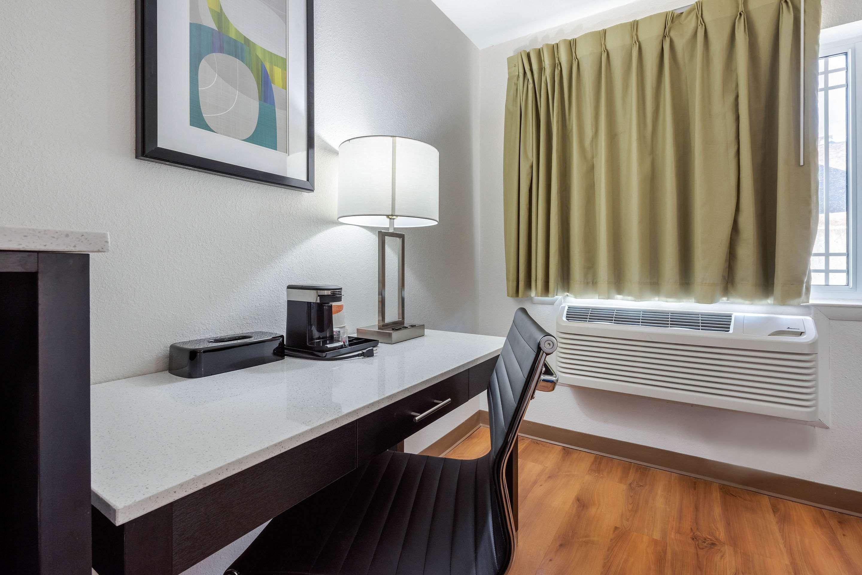 Quality Inn Coraopolis Exterior photo