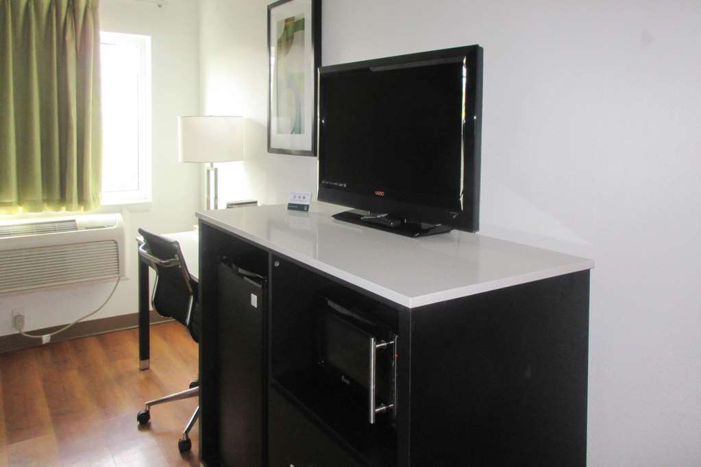Quality Inn Coraopolis Room photo