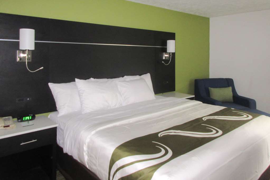 Quality Inn Coraopolis Room photo